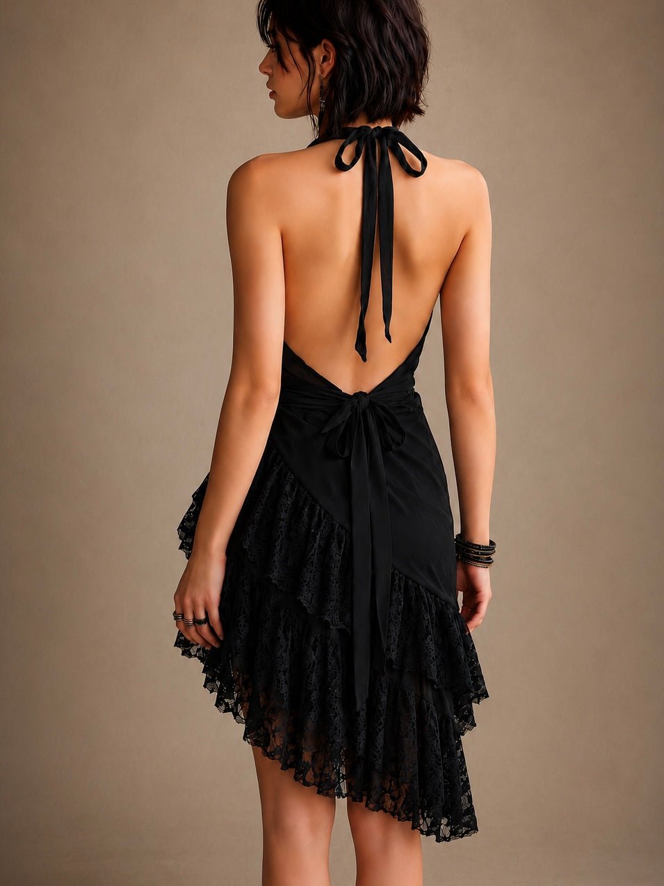 Ariadna | Vestido mini halter de encaje, elegante y sexy - Marina Durán