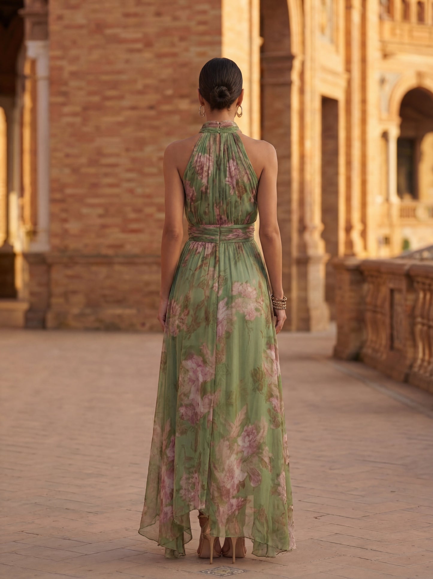 Carla | Vestido elegante y fluido con estampado floral - Marina Durán