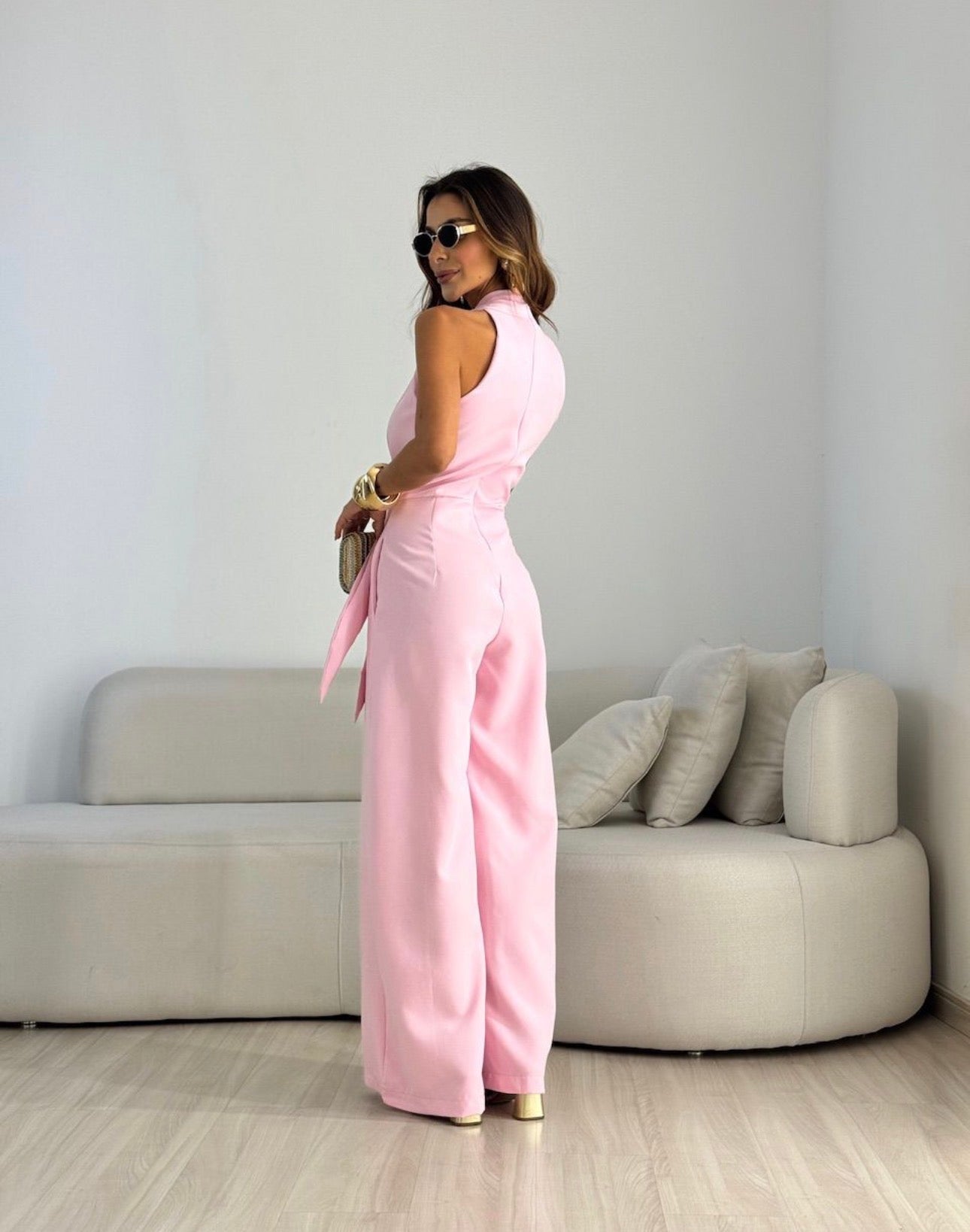 Carol | Mono estilizado con elegancia impecable - Marina Durán
