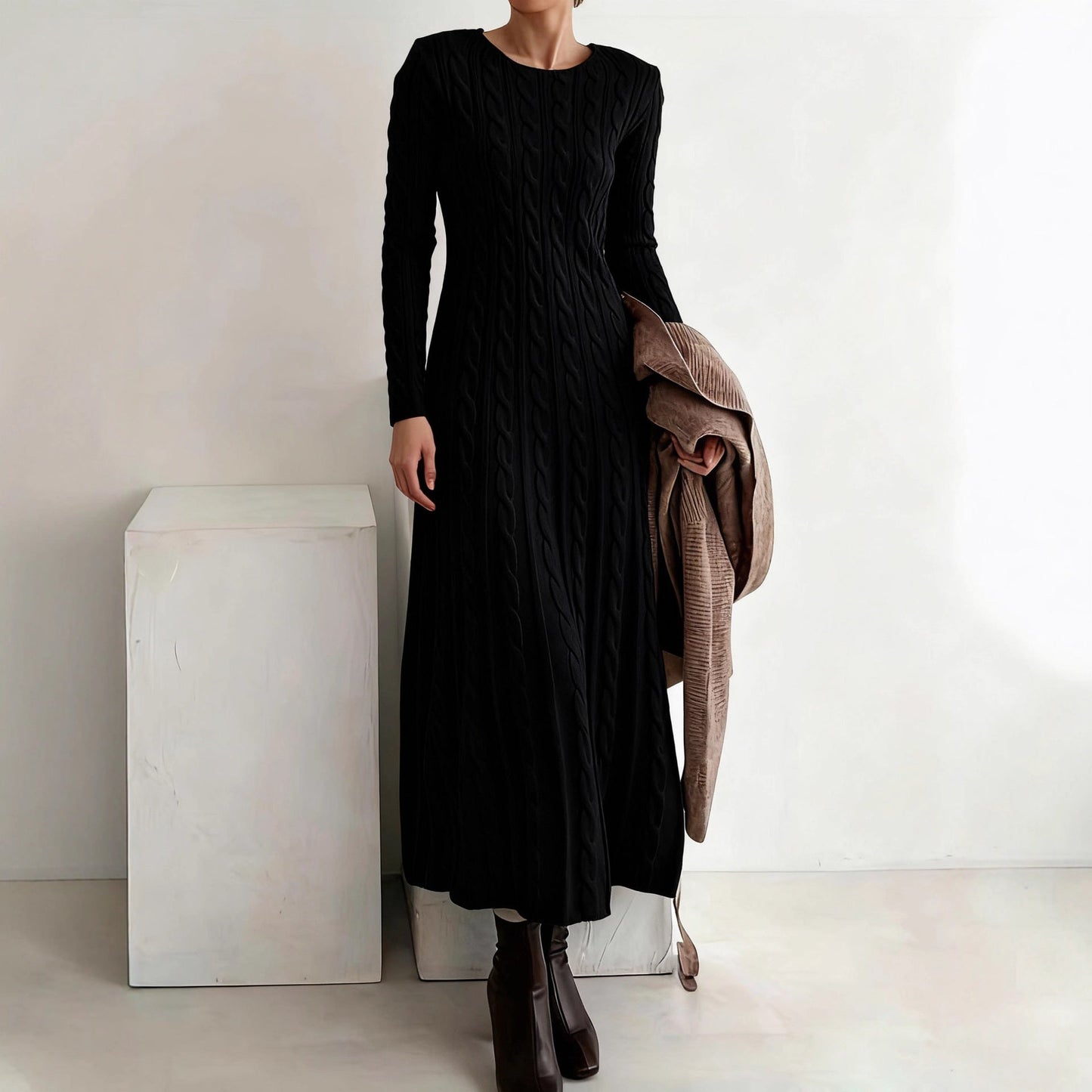 Elisa | Vestido midi de punto suave y elegante - Marina Durán