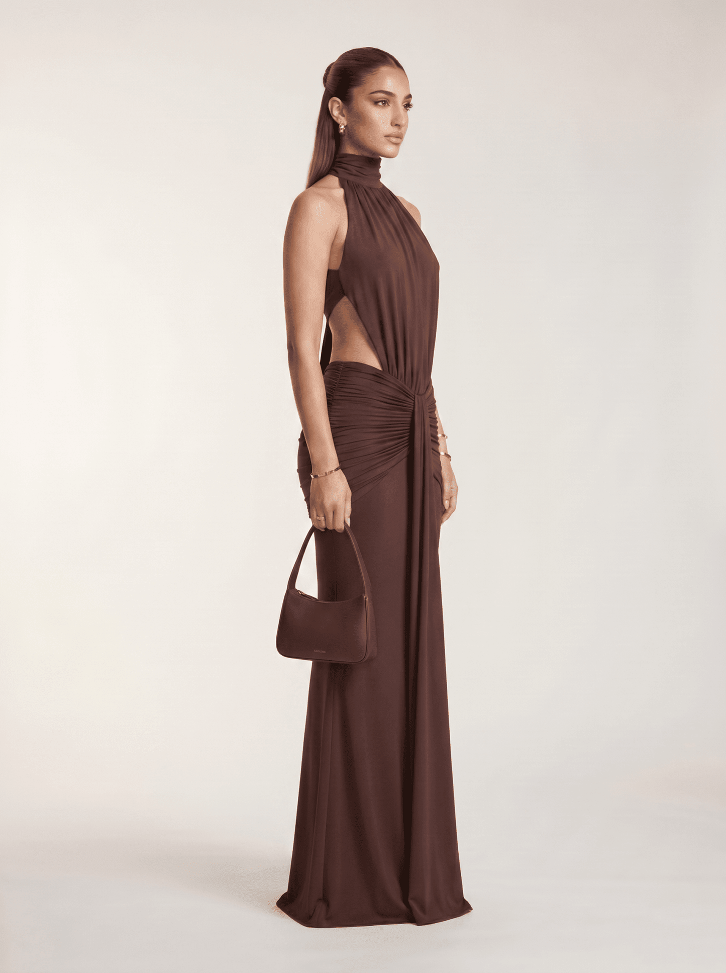 Silvia | Vestido Largo con Escote Halter - Elegancia y Glamour - Marina Durán